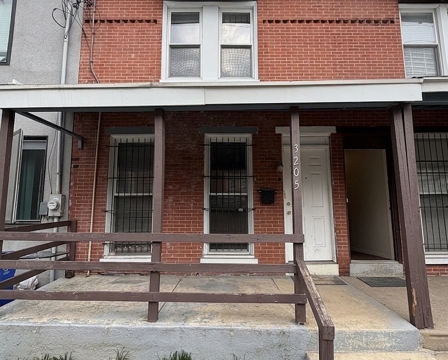1st image of 3202 Pearl St