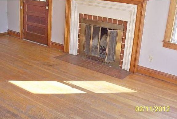 Living room with fireplac