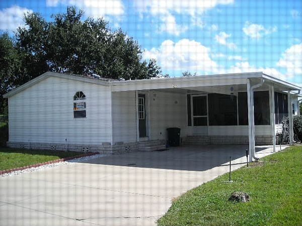 Home for Sale in Auburndale, FL $49,500