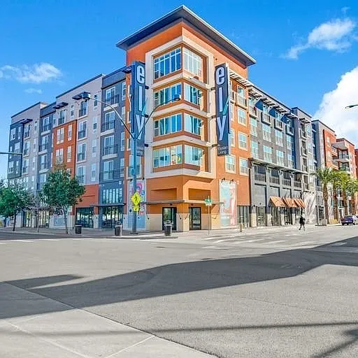 Ely on Fremont — Photo 49
