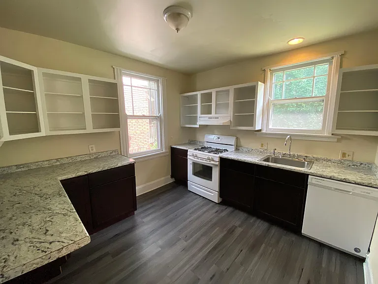 641 Clemmer Ave — Photo 5