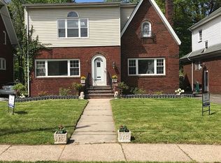 29 Ball Ter, Maplewood, NJ 07040