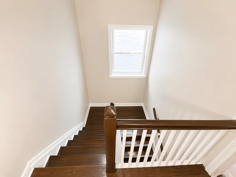27 Beech St #3 — Photo 13