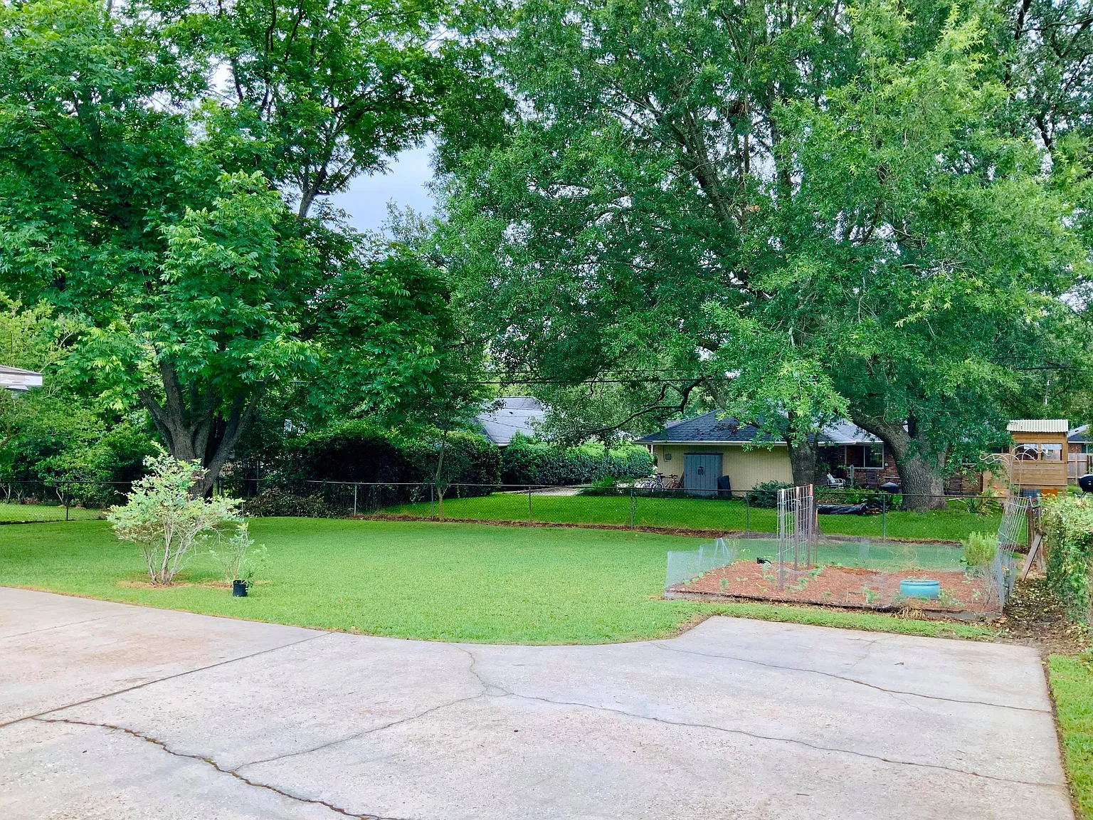 3 bed, 1840 sqft, $720 — Photo 4