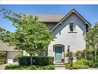 215 Roosevelt Ter photo 1