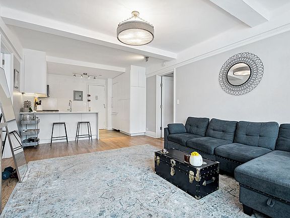 2nd image of 235 W 102nd St #7ML