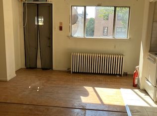 1926 Pine St #2R, Philadelphia, PA 19103