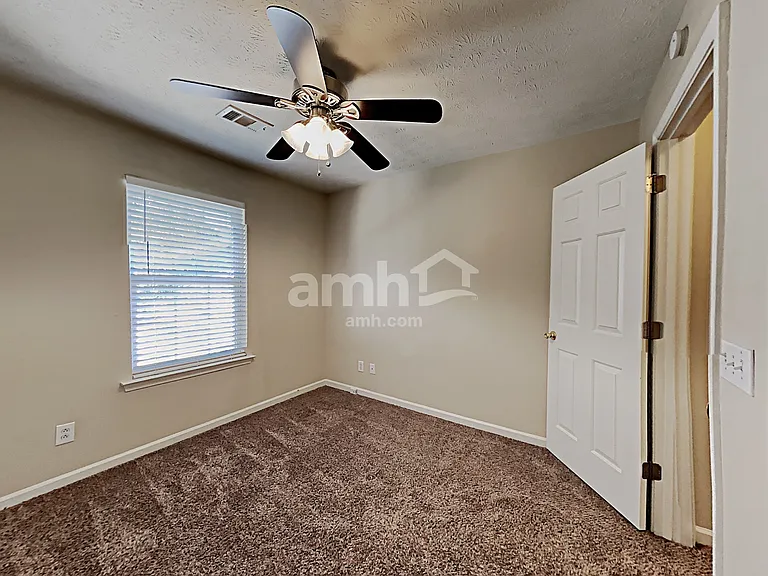 1244 W Oaks Way — Photo 12