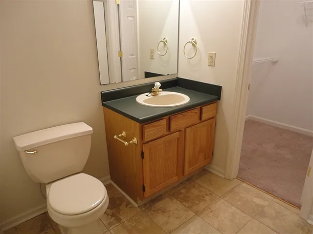 755 Apple Ln — Photo 9