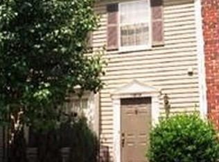 17872 Lounsbery Dr, Dumfries, VA 22026