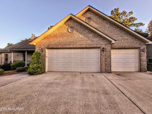 207 Forest Hill Dr, Fairfield Glade, TN 38558