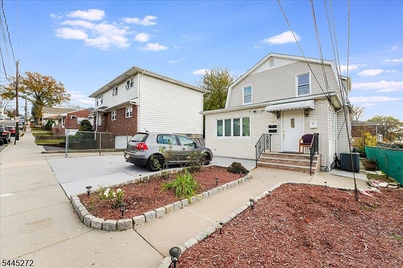 1st image of 327 Stover Ave