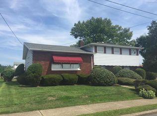 211 Miles St, Old Forge, PA 18518