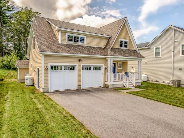 31 Aster Lane, Cape Elizabeth, ME 04107