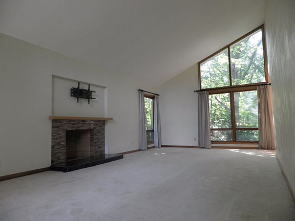 3rd image of 2798 Parakeet Ln