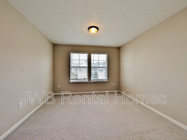 477 Albany Bay Blvd — Photo 17