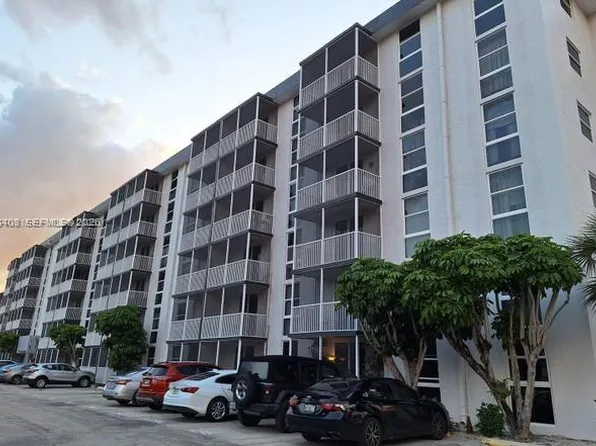 16851 NE 23rd Ave #B304, North Miami Beach, FL 33160