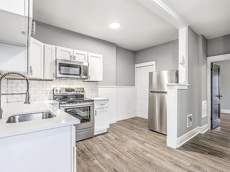 2nd image of 2623 Minnesota Ave APT 1N