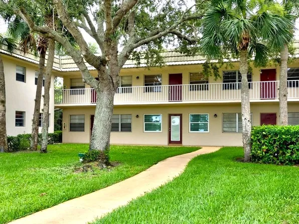 47 Vista Gardens Trl APT 104, Vero Beach, FL 32962