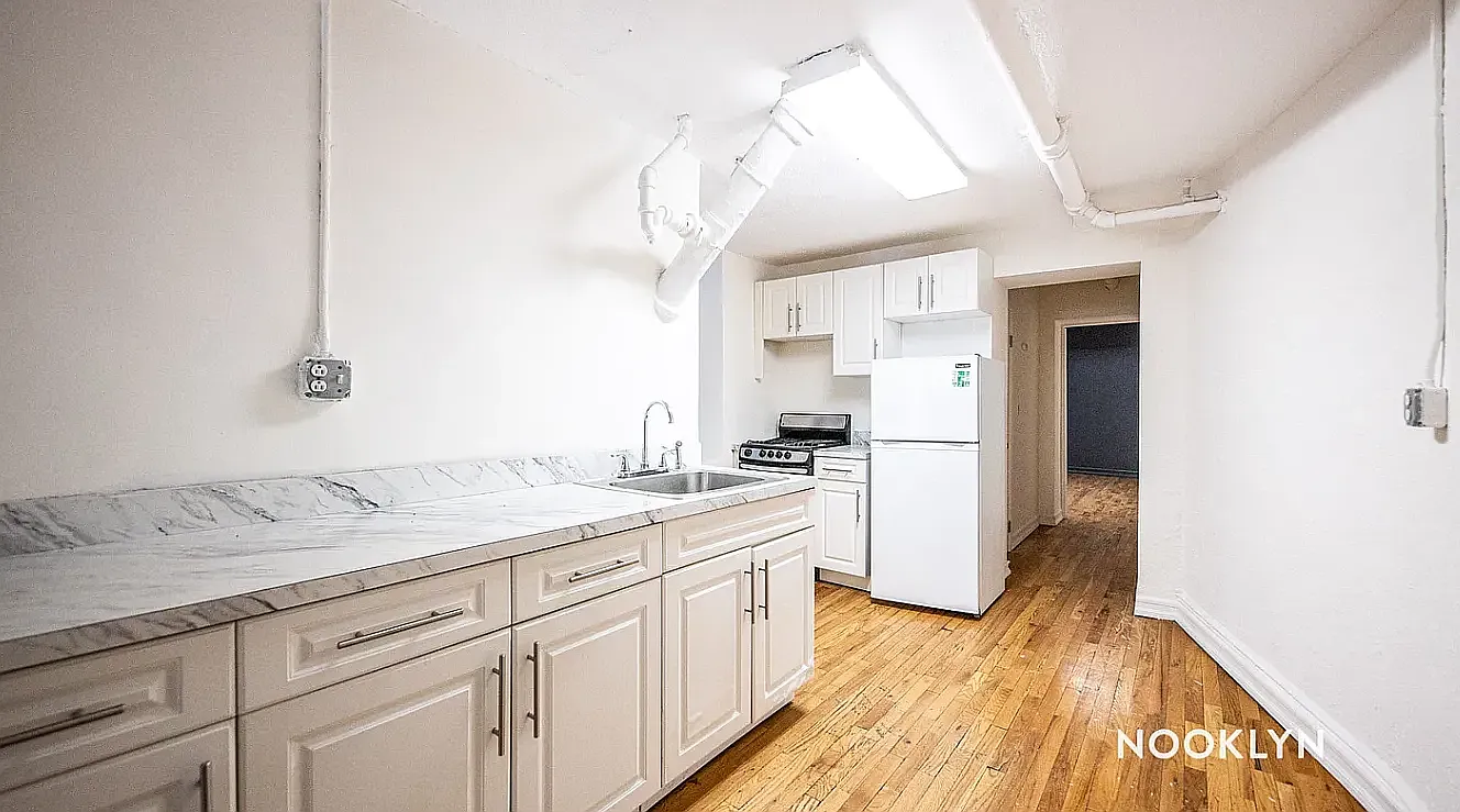 623 Metropolitan Avenue — Photo 1