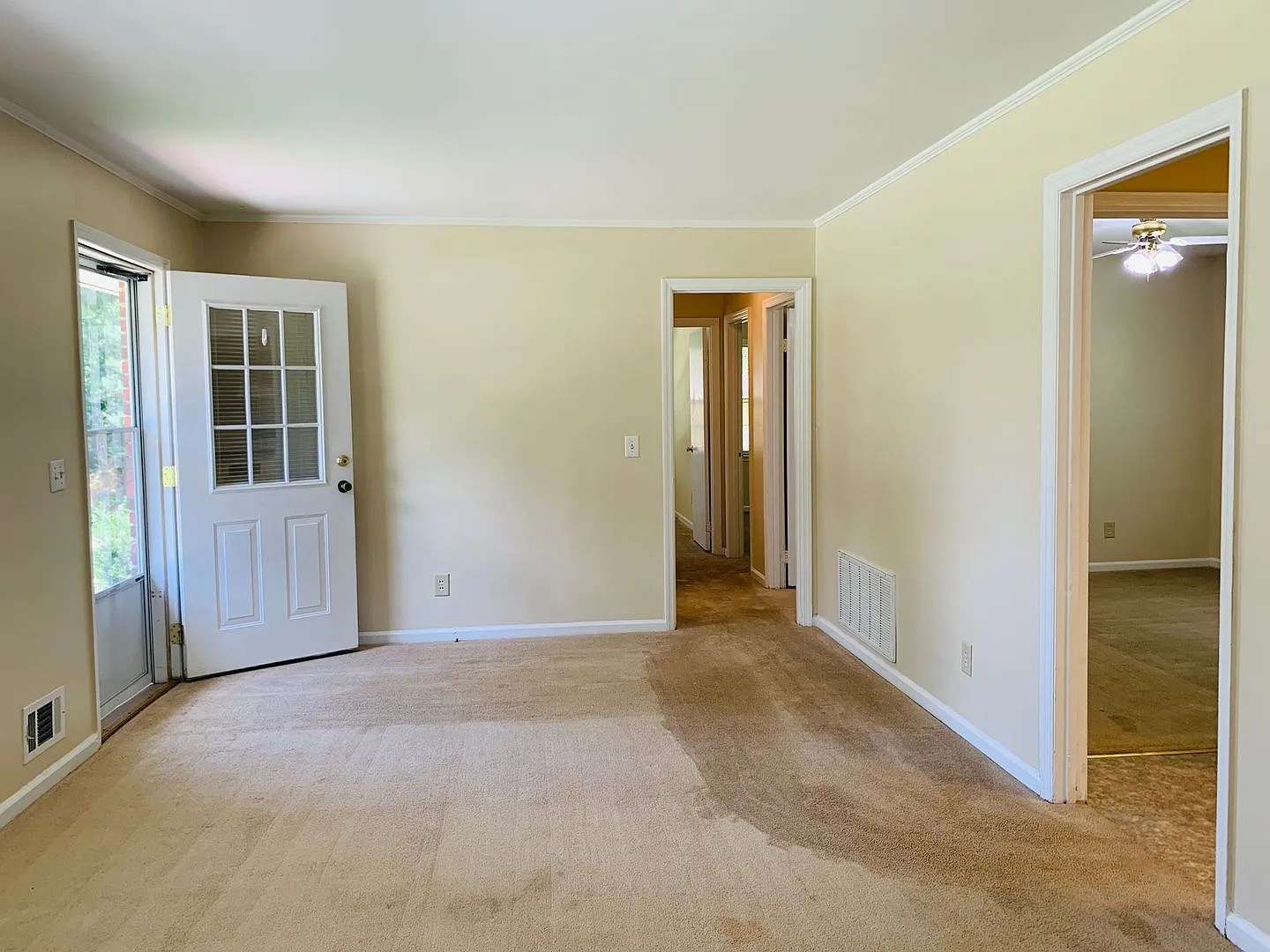 WOW! All brick 3 bedroom ranch in Newnan! Must see! — Photo 4