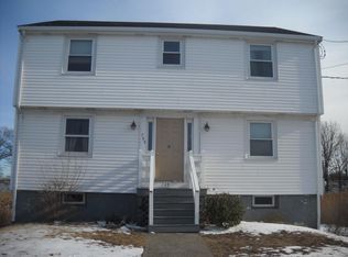745 Sea St APT 4, Quincy, MA 02169