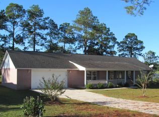 115 N Shore Line Cir, Defuniak Springs, FL 32433