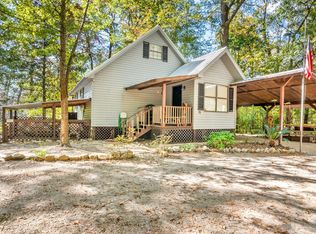 82 Landing Rd, Hattiesburg, MS 39401