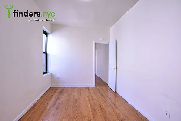 Rented by Clove Realty LLC | media 5