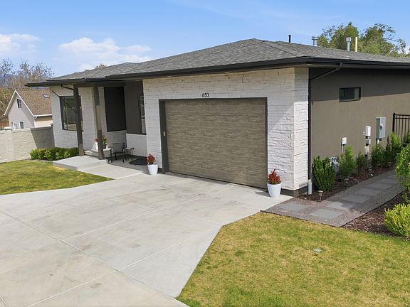 4th image of 653 E Vandalay Ln