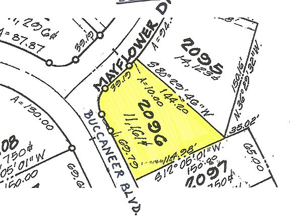 3rd image of 2096 Mayflower Dr