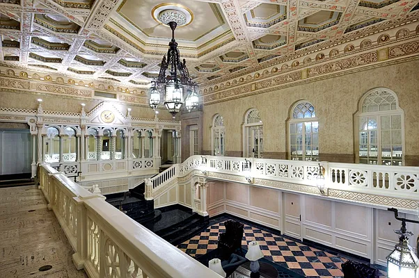 Sold by Corcoran | media 5