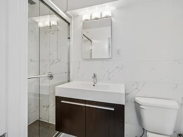 1130 Pelham Parkway South image 8 of 16