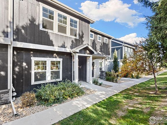 2nd image of 865 Winding Brook Dr