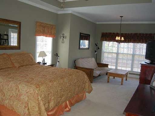 4th image of 140 Diana Dr