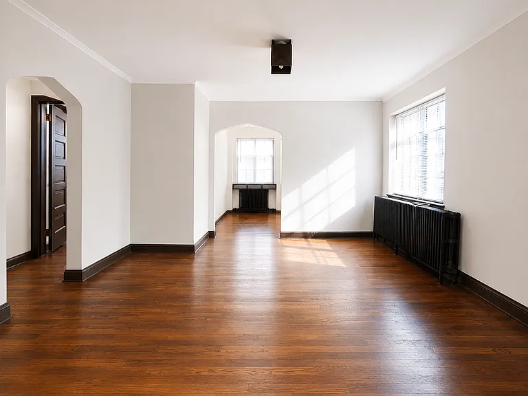 710 Filbert St #R — Photo 2