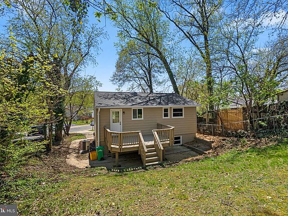 4th image of 6604 Valley Park Rd