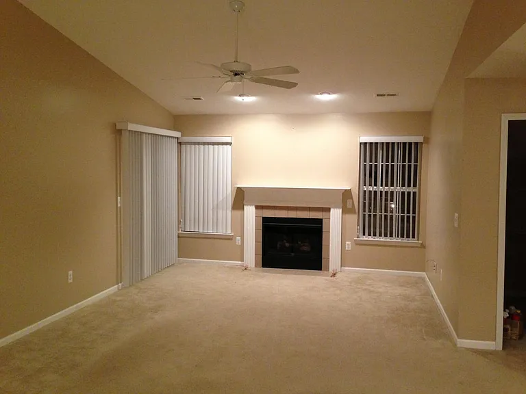 44227 Princeton Dr — Photo 2