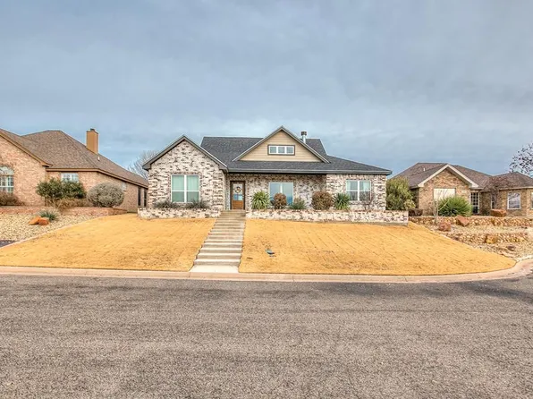 2610 Oak Hills Trl, San Angelo, TX 76904