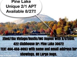 422 Club House Dr, Stone Mountain, GA 30083