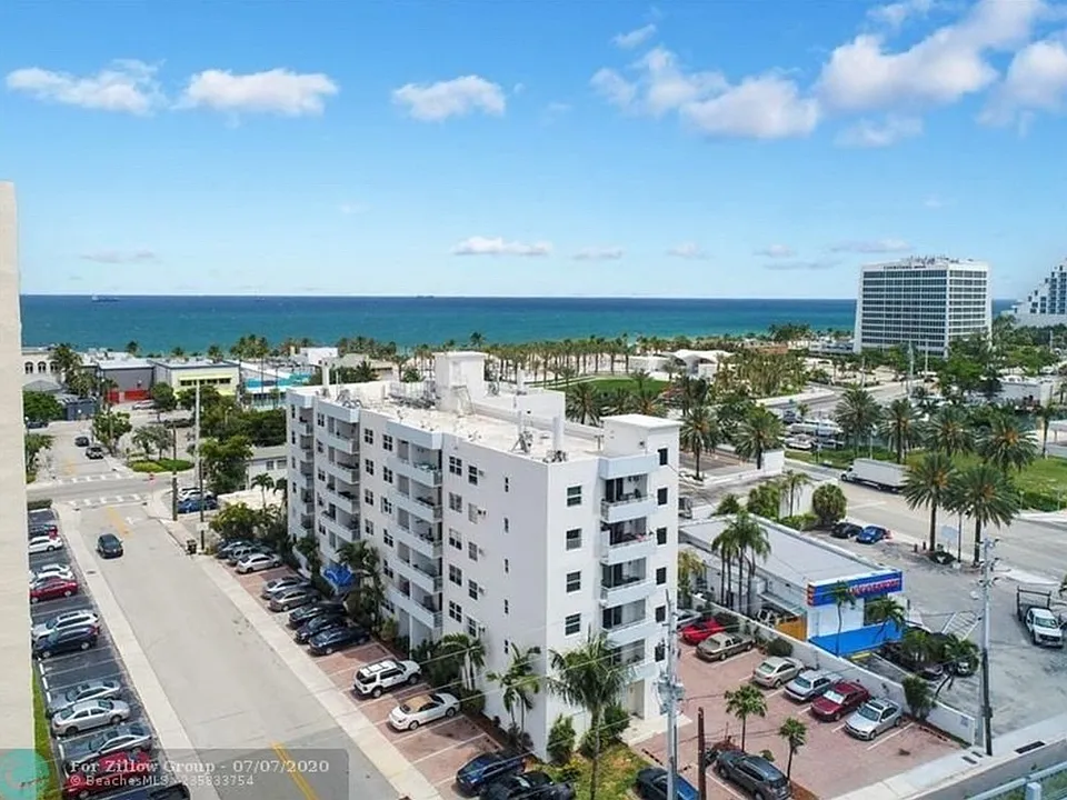 2900 Banyan St #405