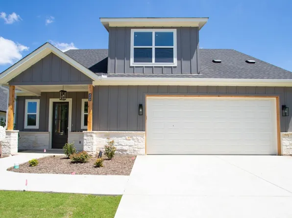 222 Little Tree Ct, Tolar, TX 76476