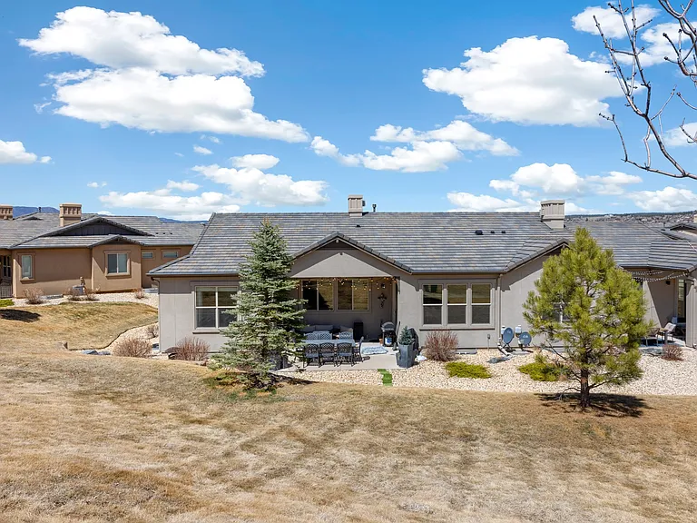 2156 Villa Creek Cir — Photo 35