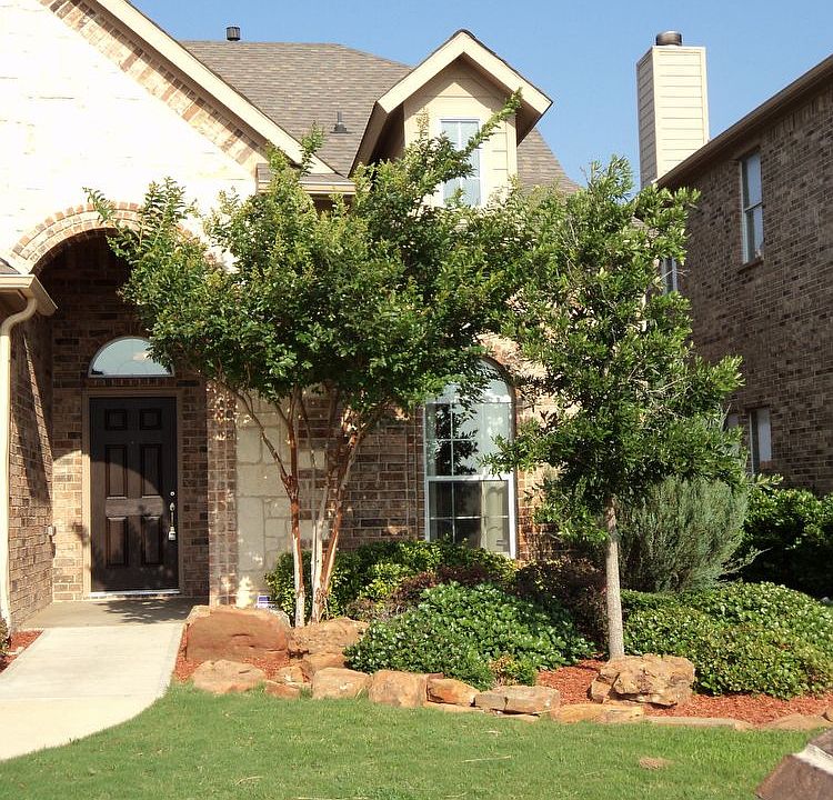 1st image of 8520 Hornbeam Dr