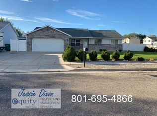404 W 325 N, Clearfield, UT 84015