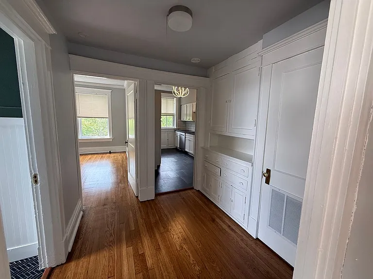 4166 Russell Blvd #3E — Photo 26