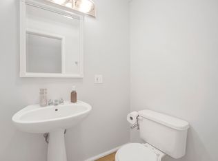 1705 W Washington Blvd #2, Chicago, IL 60612