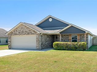16403 Cherokee Bend Pkwy, Moundville, AL 35474