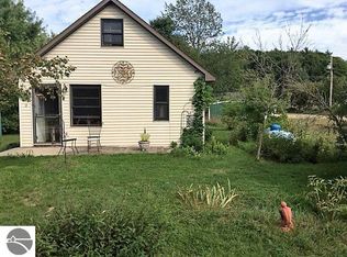 4049 Main St, Mayfield, MI 49666