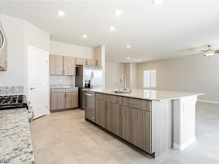 8976 Pacific Mist St — Photo 6